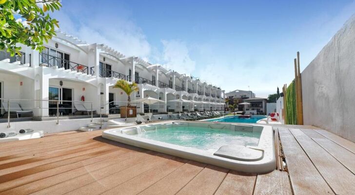 Vista Bonita - Gay and Lesbian Only Resort