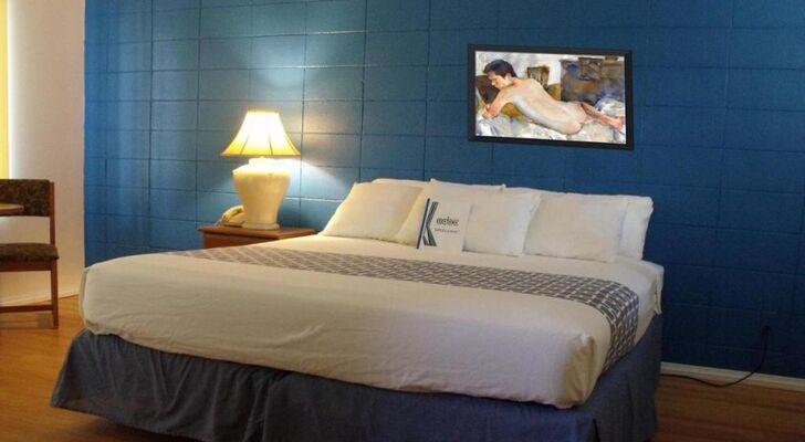 CCBC Resort Hotel - A Gay Men's Resort