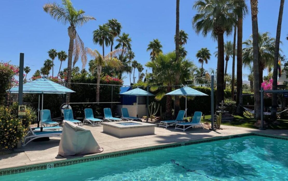 Desert Paradise - A Men's Clothing Optional Resort