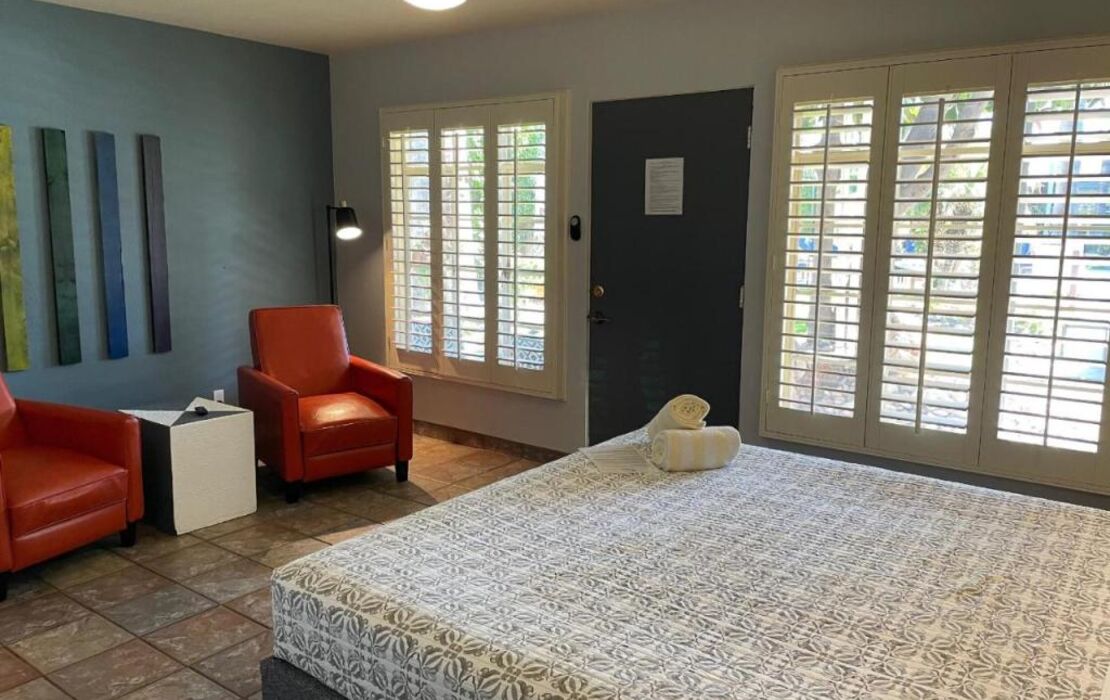 Desert Paradise - A Men's Clothing Optional Resort