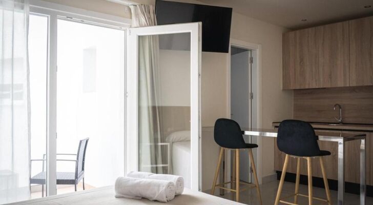 Apartamentos Buendia Suites - Torremolinos Centro