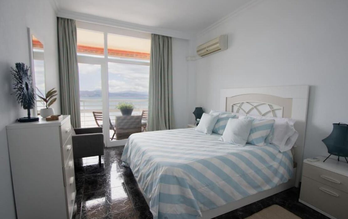 Love Rent4 Málaga La Torre de la Roca