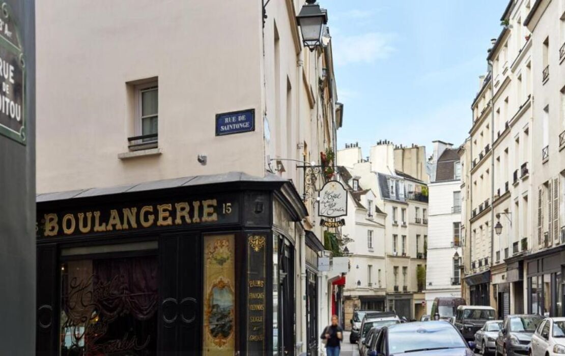 Hôtel du Petit Moulin, Haute Couture hotel by Lacroix