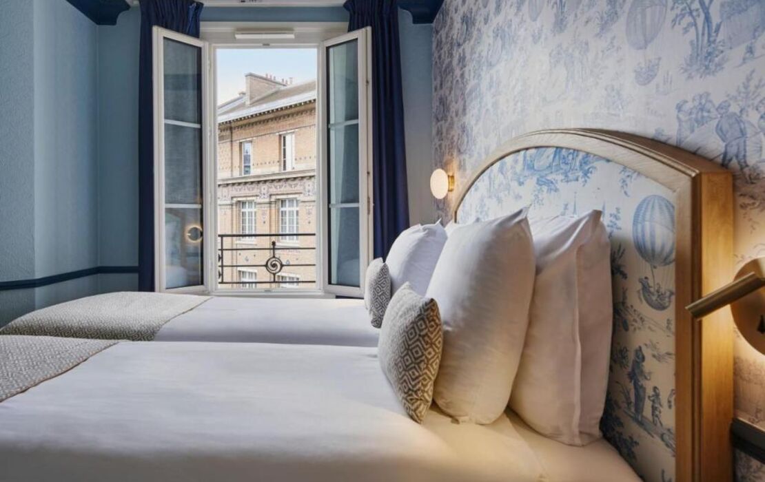 Hotel de Neuve by Happyculture