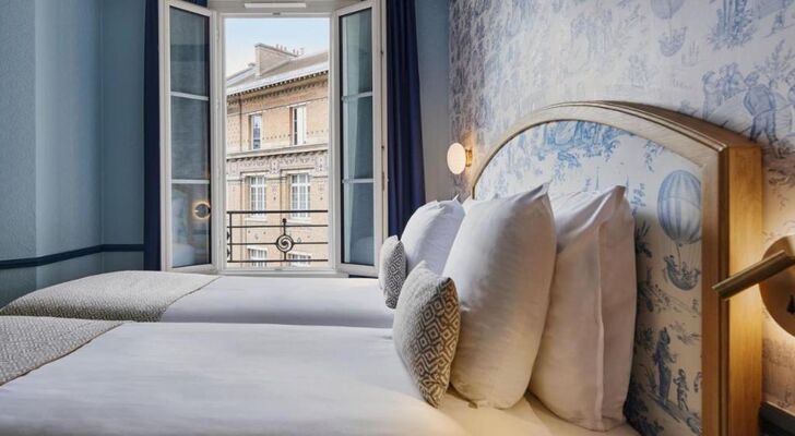 Hotel de Neuve by Happyculture