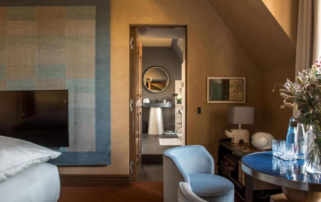 Cour des Vosges - Evok Collection