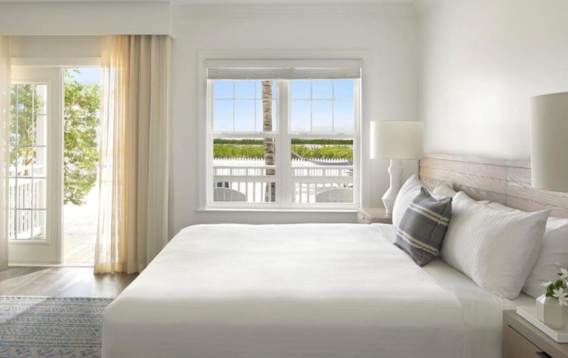 Parrot Key Hotel & Villas