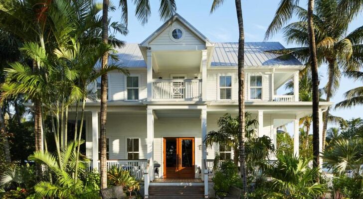 Parrot Key Hotel & Villas