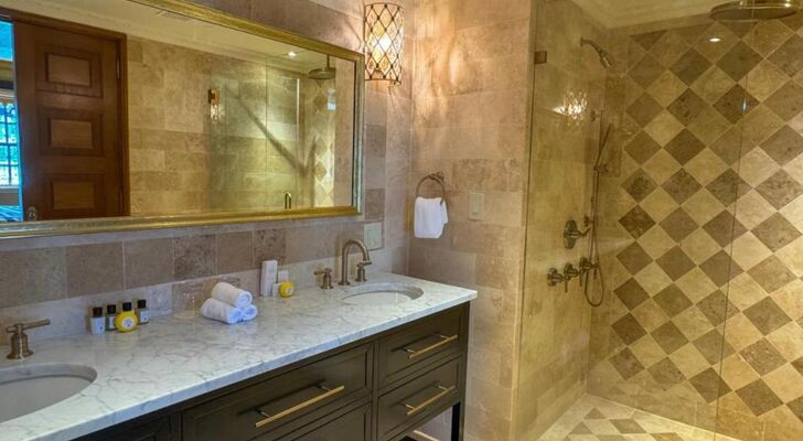 The Villa Casa Casuarina