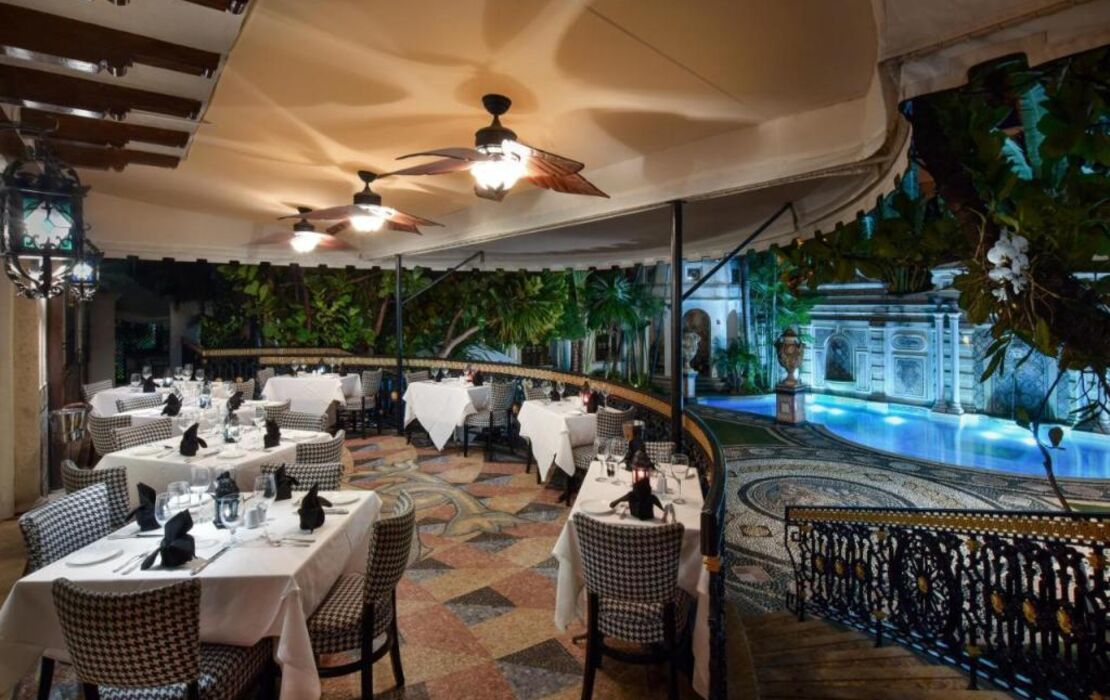 The Villa Casa Casuarina