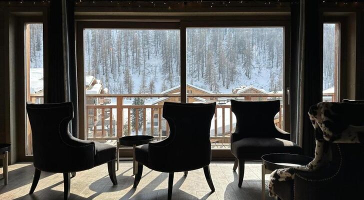 Victoria Lodge, Friendly Hotel