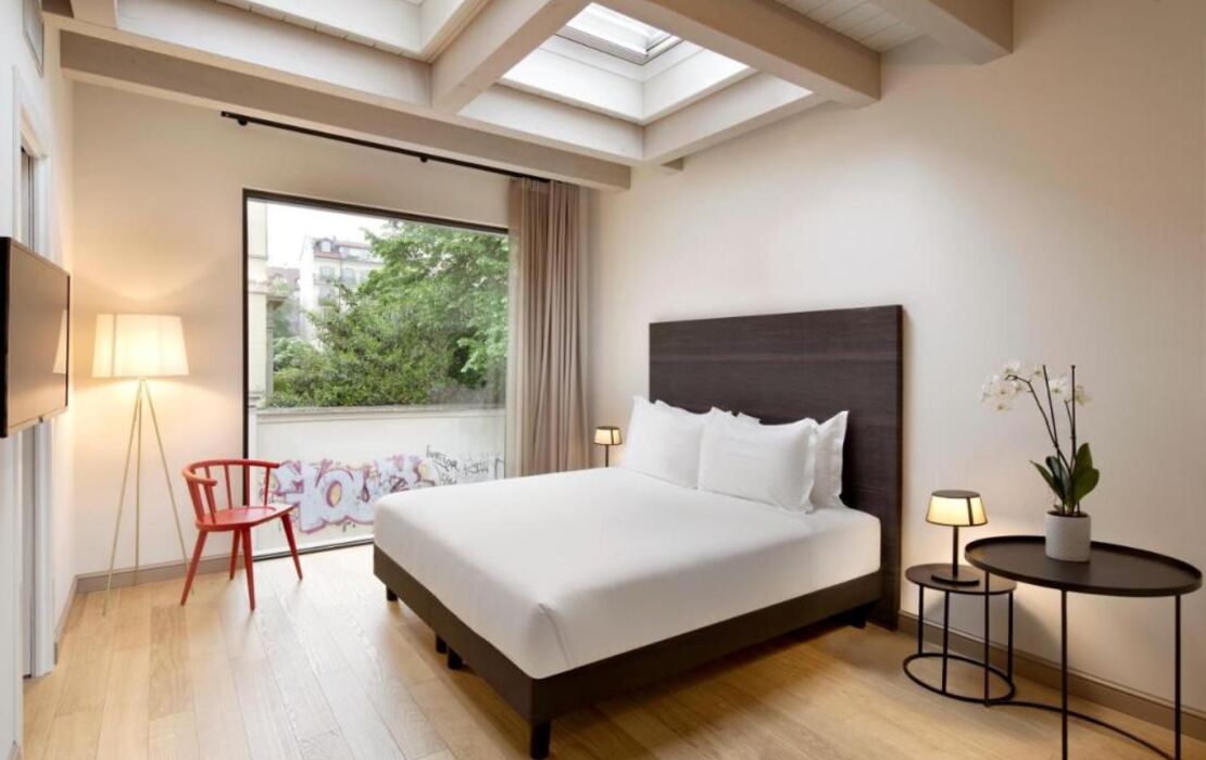 Opera35 Boutique Hotel