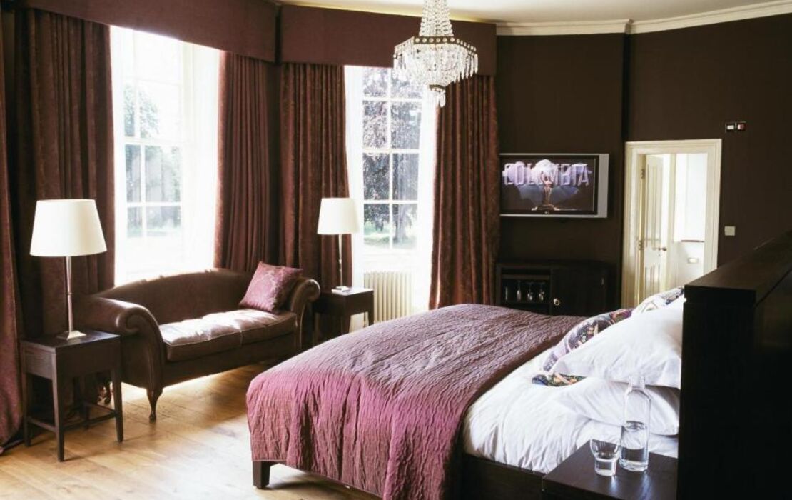 Stoke Place- Part of the Cairn Collection