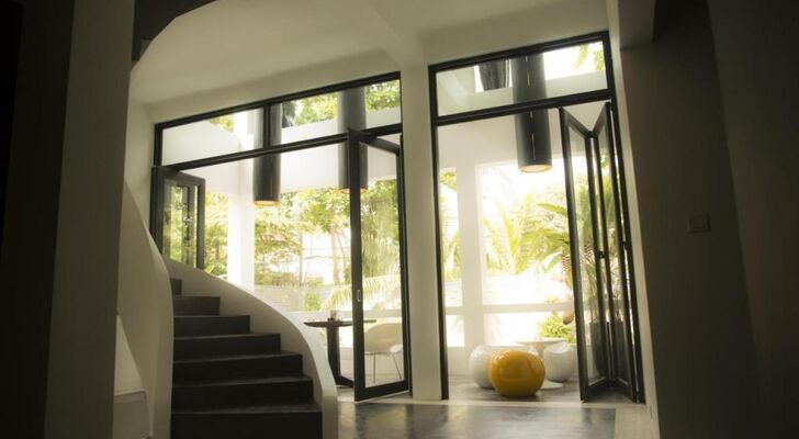 Arthur & Paul (Men Only Hotel)