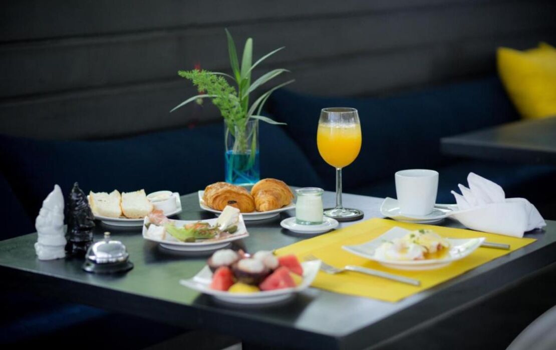 Arthur & Paul (Men Only Hotel)