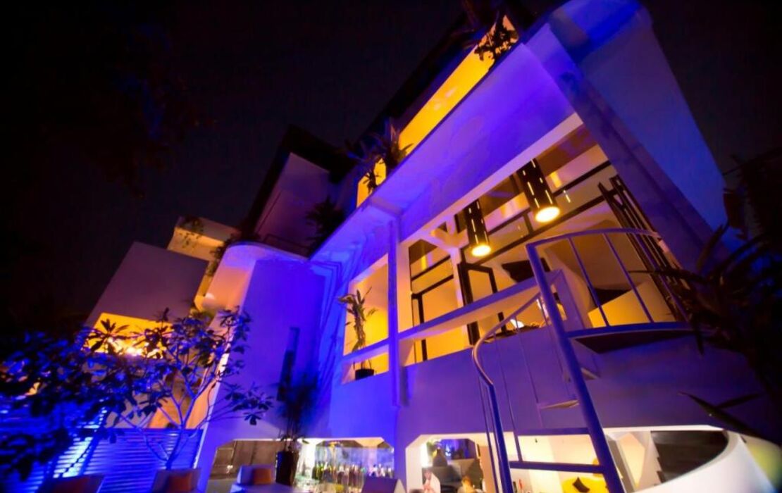 Arthur & Paul (Men Only Hotel)