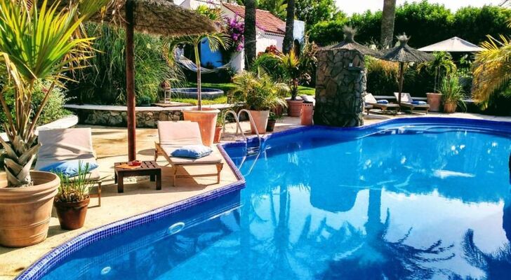 Birdcage Gay Men Resort and Lifestyle Hotel