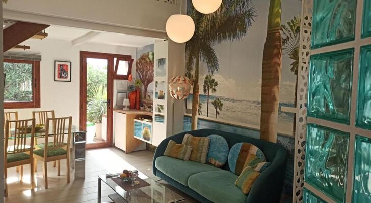 Birdcage Gay Men Resort and Lifestyle Hotel