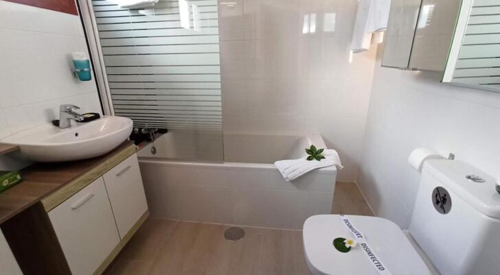 Birdcage Gay Men Resort and Lifestyle Hotel