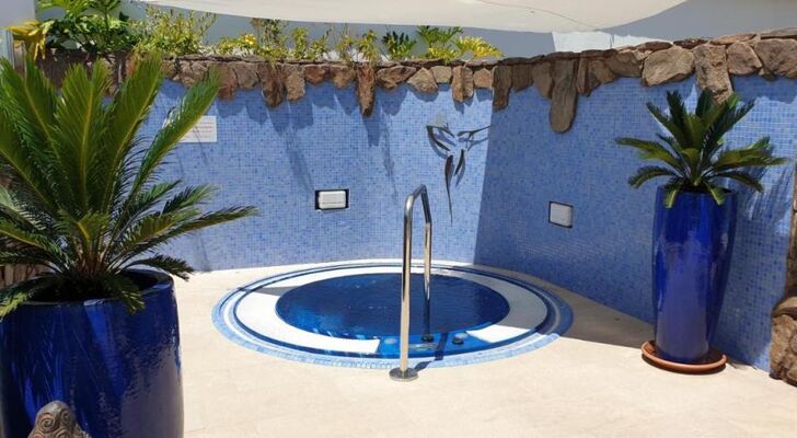 Birdcage Gay Men Resort and Lifestyle Hotel