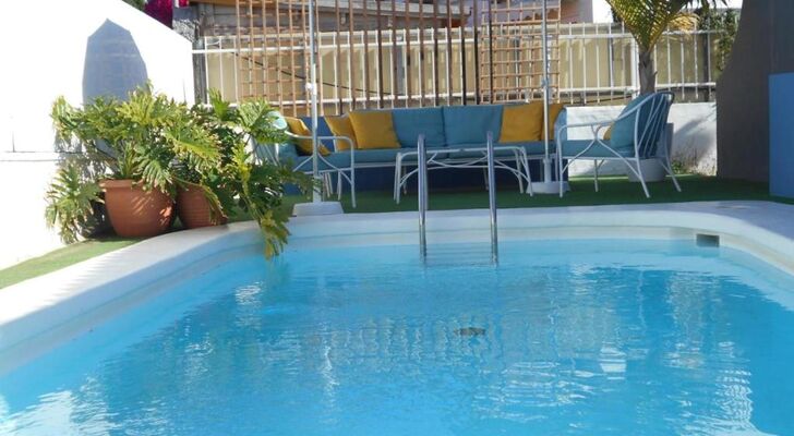 Beach Boys Resort Men Only solo hombres