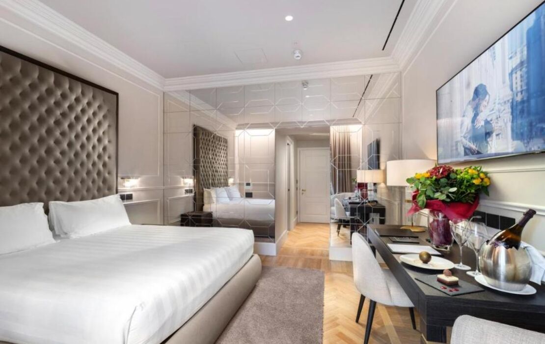 The Glamore Milano Duomo