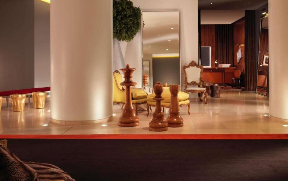 St Martins Lane London