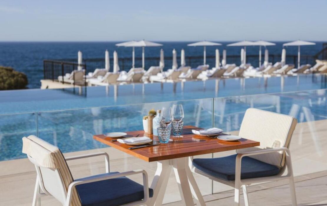 Grand-Hôtel du Cap-Ferrat, A Four Seasons Hotel