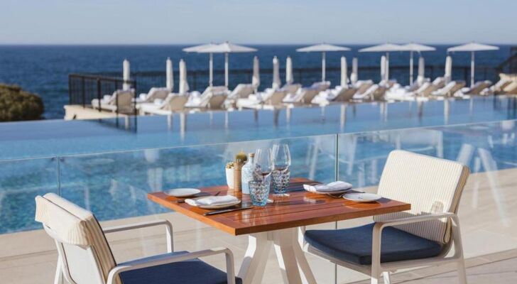 Grand-Hôtel du Cap-Ferrat, A Four Seasons Hotel