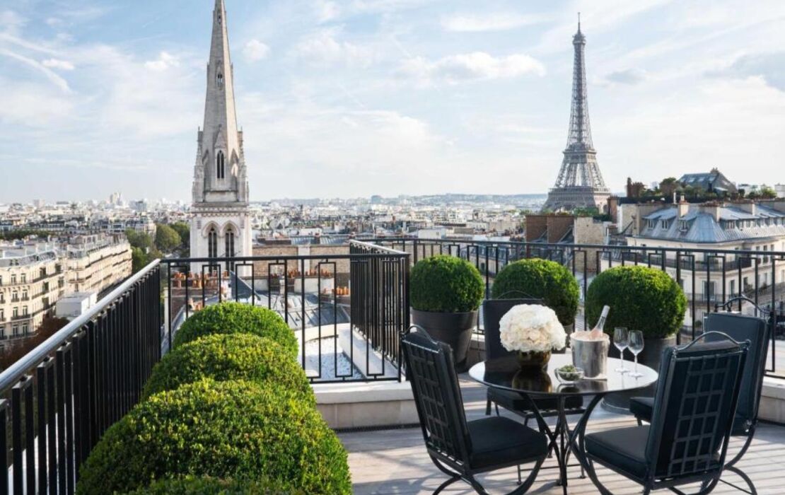 Four Seasons Hotel George V Paris