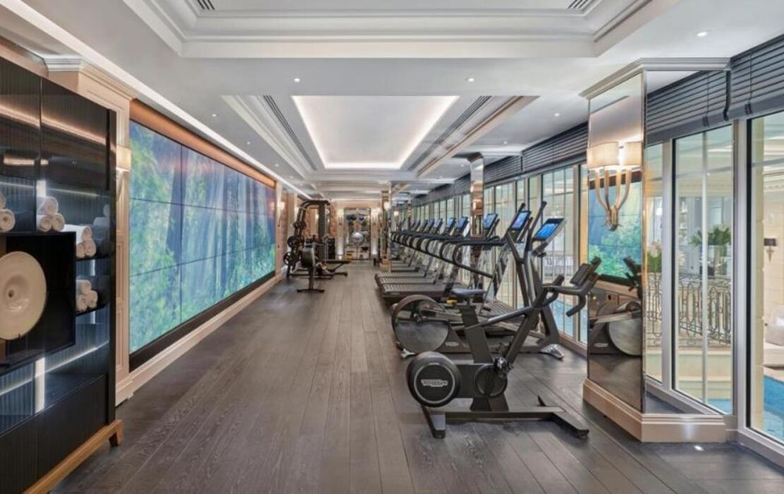 Four Seasons Hotel George V Paris