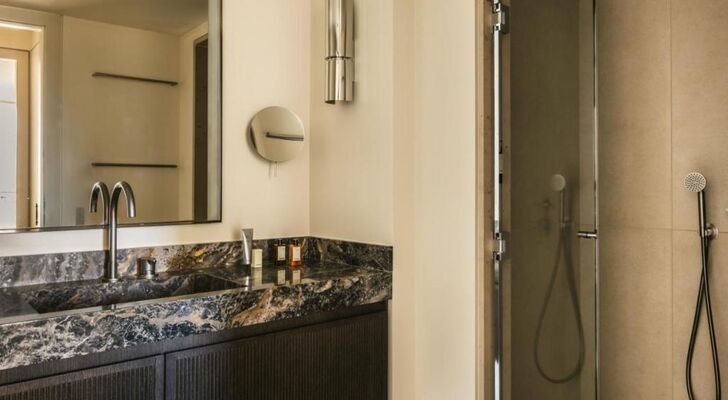 Mondovi Luxury Suites