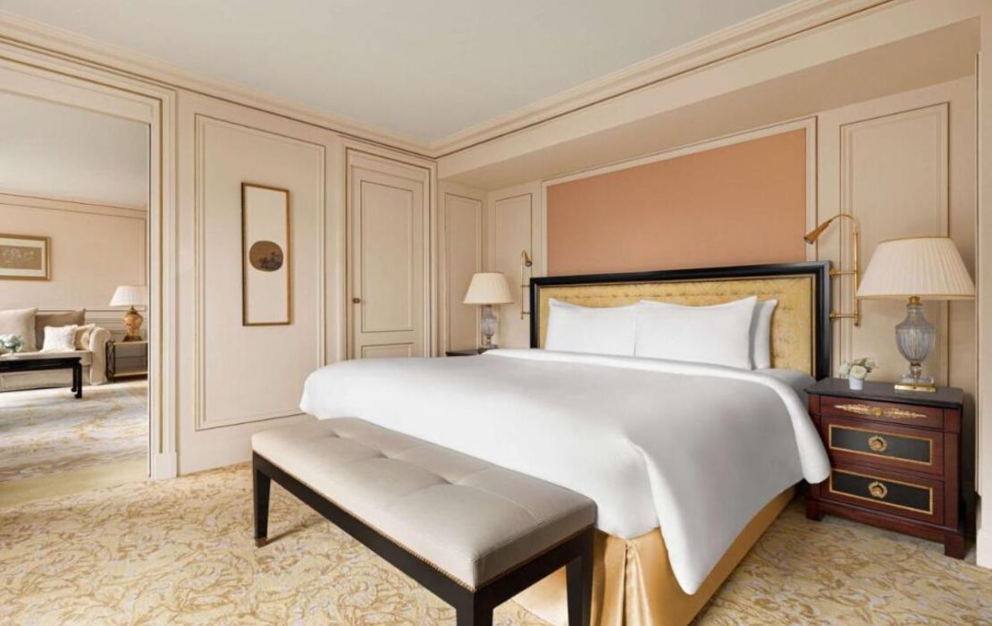 Shangri-La Paris