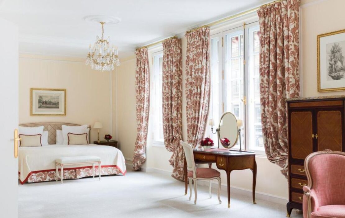 Le Bristol Paris, Oetker Hotels