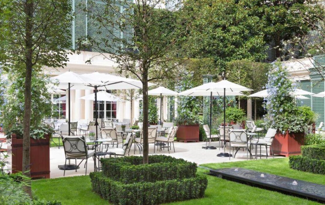 Le Bristol Paris, Oetker Hotels