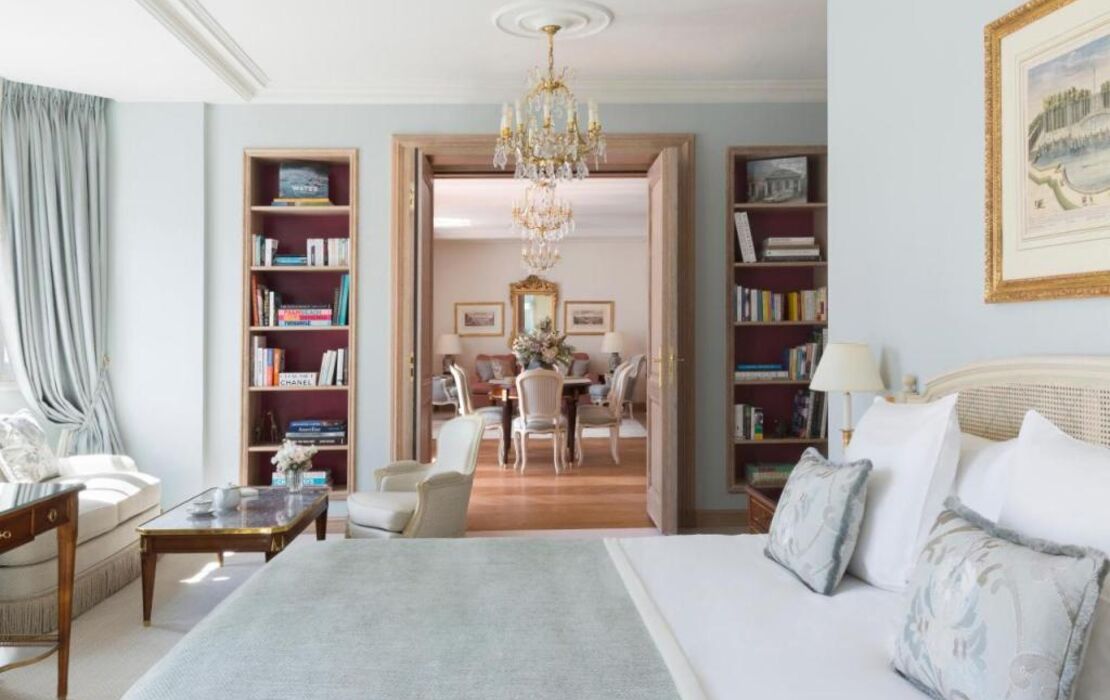 Le Bristol Paris, Oetker Hotels