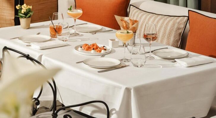 Hôtel De Sers Champs Elysées Paris