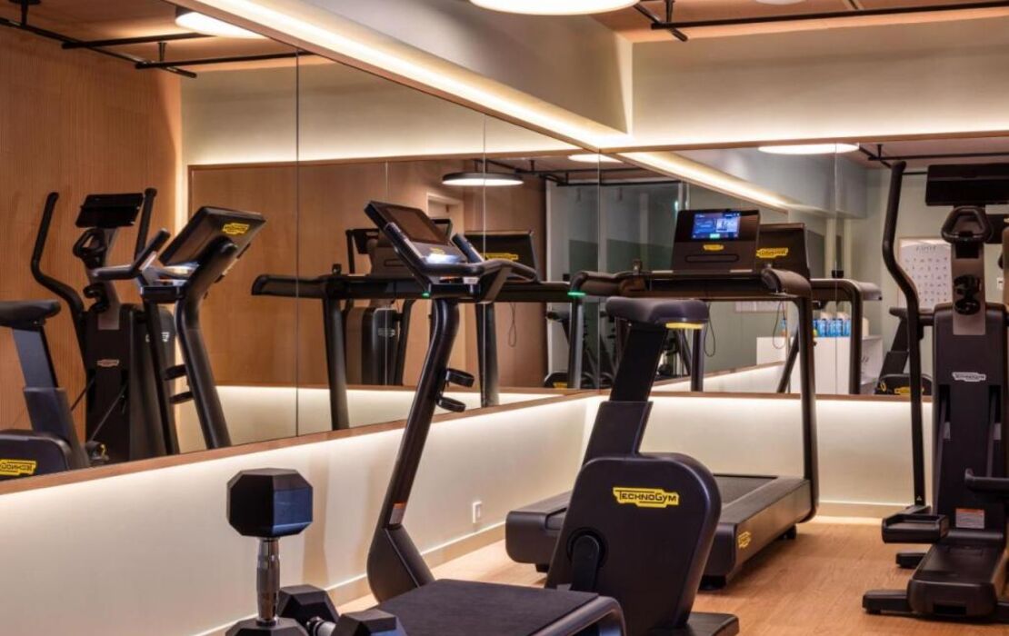 Hôtel De Sers Champs Elysées Paris