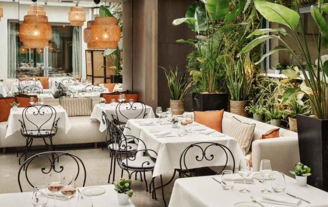 Hôtel De Sers Champs Elysées Paris