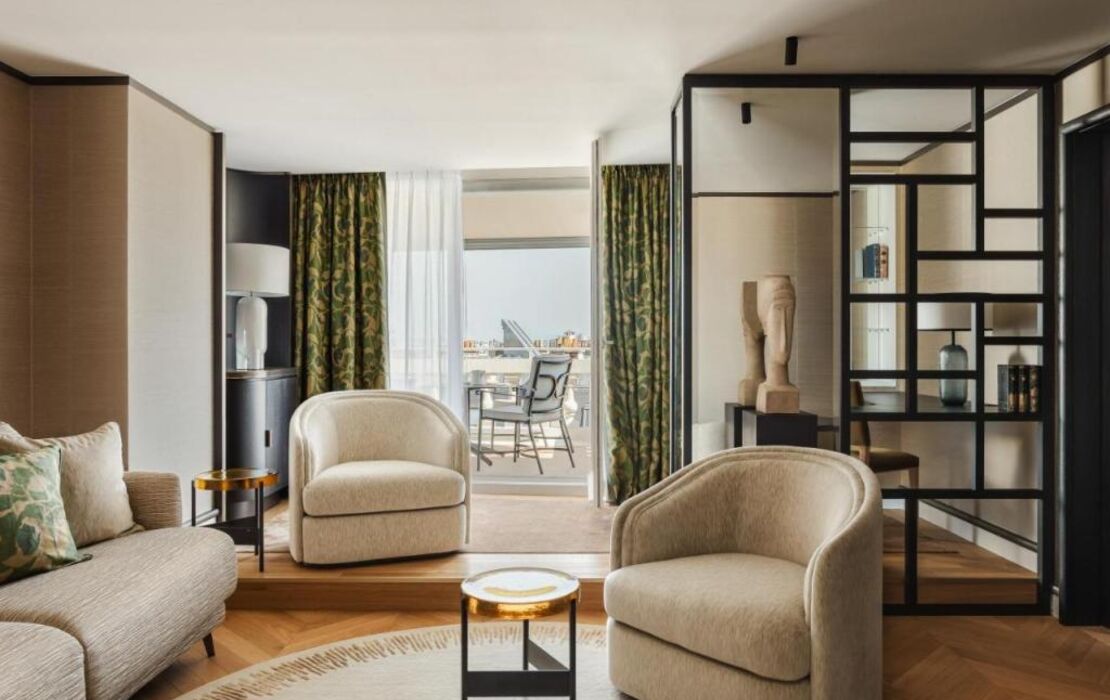 Hôtel De Sers Champs Elysées Paris