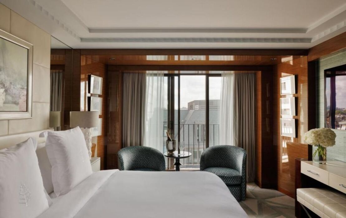Four Seasons Hotel London at Park Lane