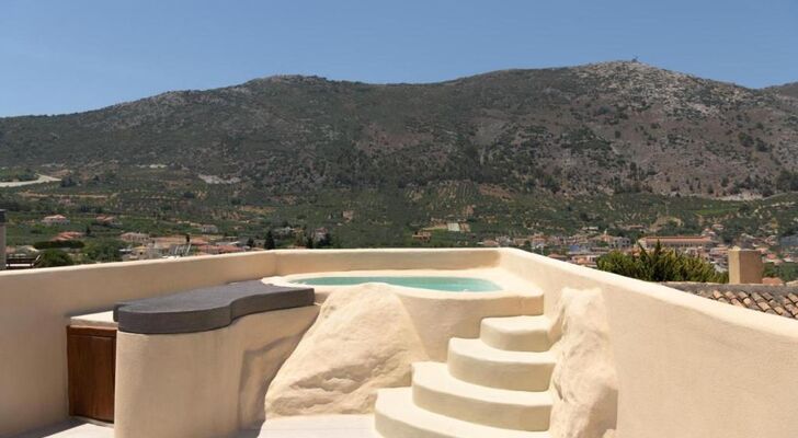 Manili Boutique Suites & Villas