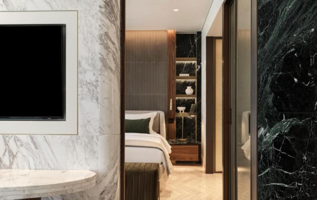 Anthology of Athens, The Leading Hotels of the World