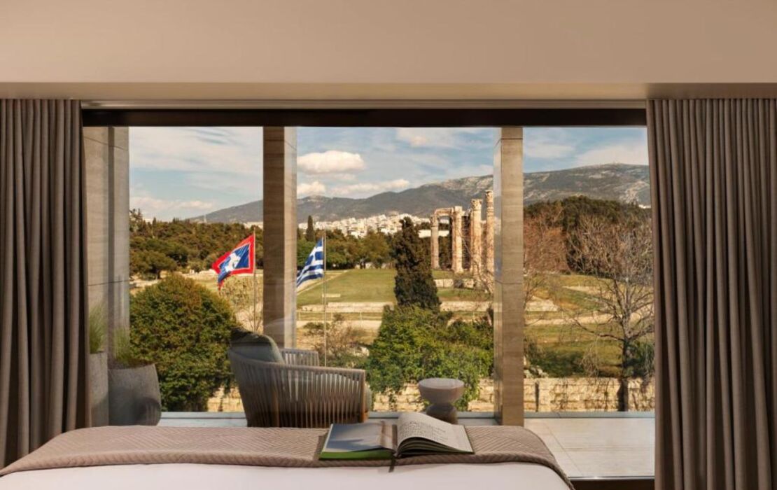 Anthology of Athens, The Leading Hotels of the World