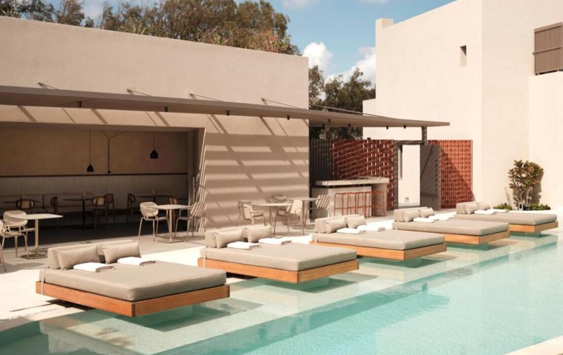 Enarma Suites & Spa Wellness Retreat