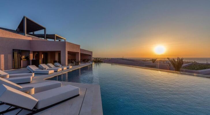 Domes Novos Santorini, Autograph Collection