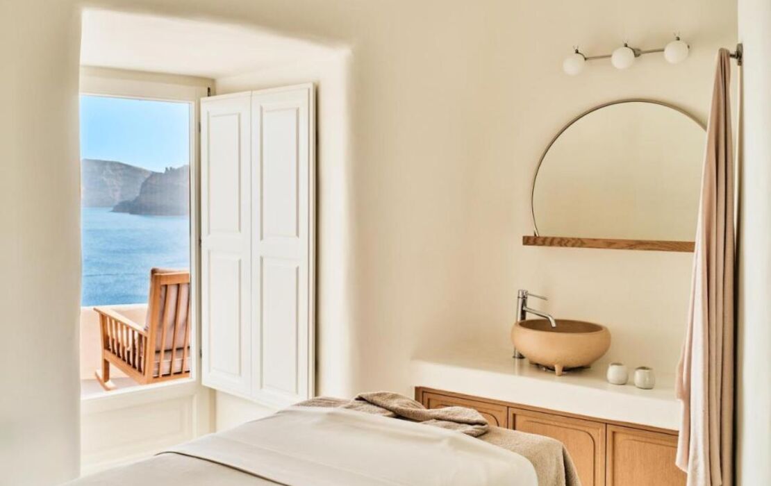 Mystique, a Luxury Collection Hotel, Santorini
