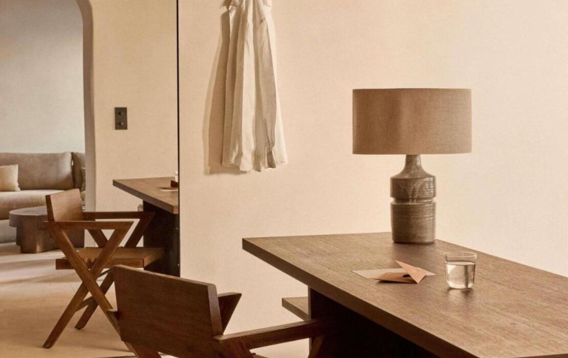 Luura Paros Cliff, Morgans Originals