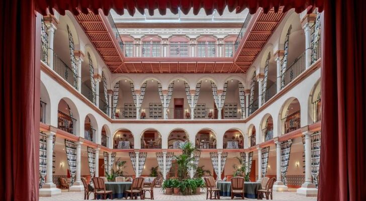 Cristine Bedfor Sevilla Boutique Hotel