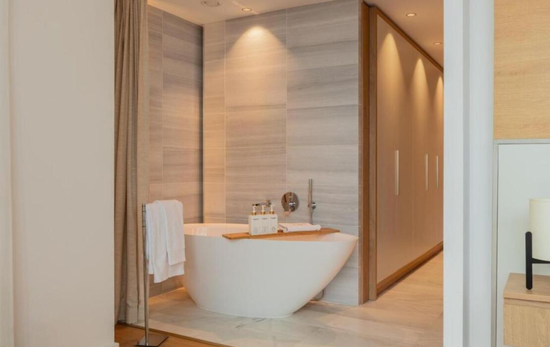 Torre Melina, a Gran Meliá Hotel